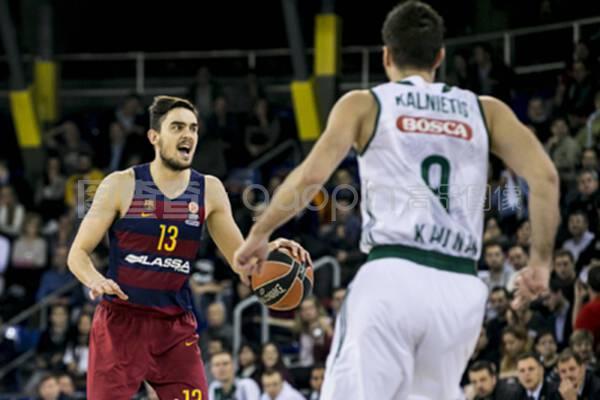 阿利松：我们仍支持主教练，相信他能帮我们扭转局势（阿利松：球队坚定支持主帅，坚信他能带队走出困境）