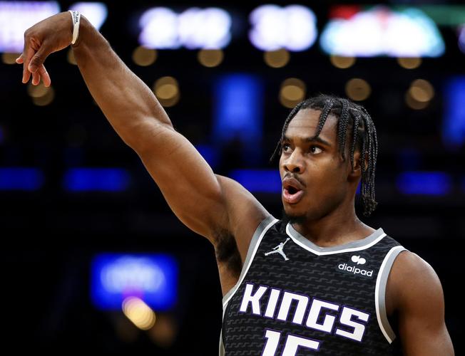 18分领先遭逆转！森林狼106-109击沉快船，哈登空砍34分难救主（快船18分优势遭翻盘，106-109不敌森林狼，哈登34分难挽败局）